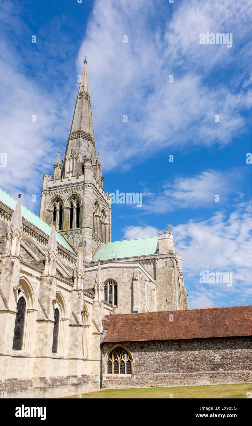 12. Jahrhundert Chichester Kathedrale der Heiligen Dreifaltigkeit ca. 1199 in Stadt von Chichester, West Sussex, England, UK, Großbritannien Stockfoto