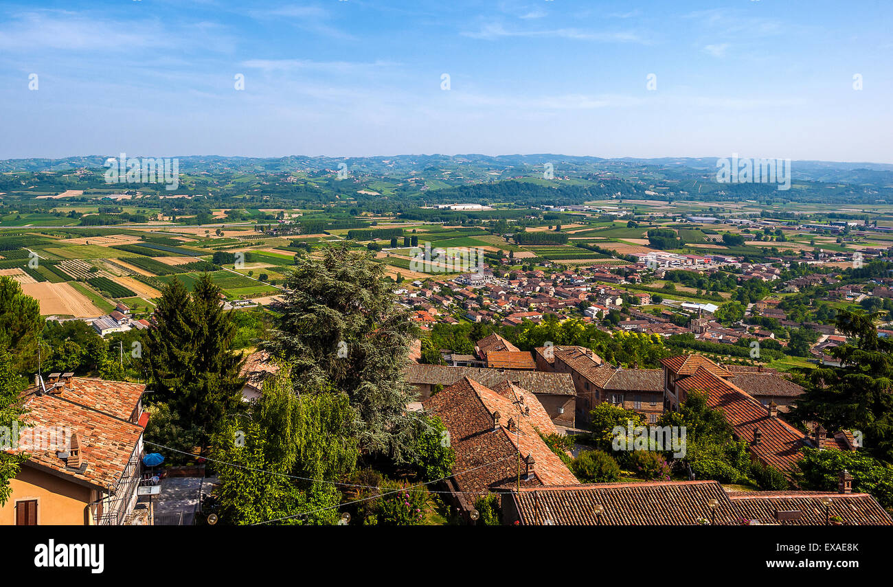 Italien-Piemont-Langhe und Roero World Heritage Magliano Alfieri Burg - Blick von der Burg Stockfoto