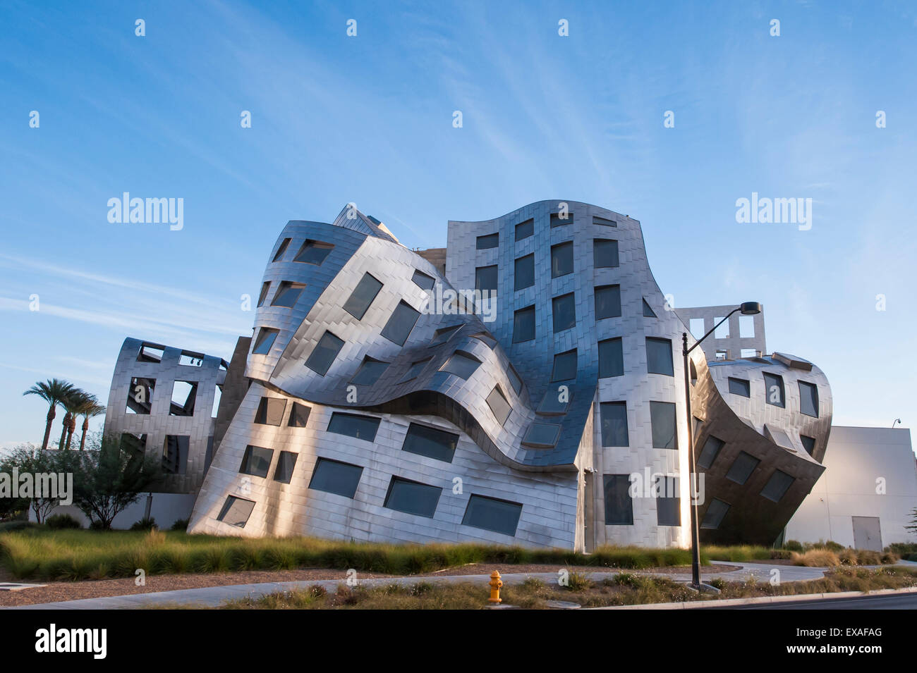 Cleveland Klinik Lou Ruvo Center für die Gesundheit des Gehirns Gebäude von  Frank Gehry, Las Vegas, Nevada, Vereinigte Staaten von Amerika  Stockfotografie - Alamy