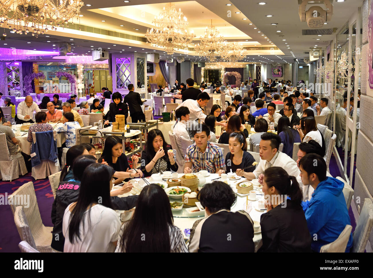 Hong Kong Chinese Restaurant Geschäftsleute Mittagessen Büro-China Stockfoto