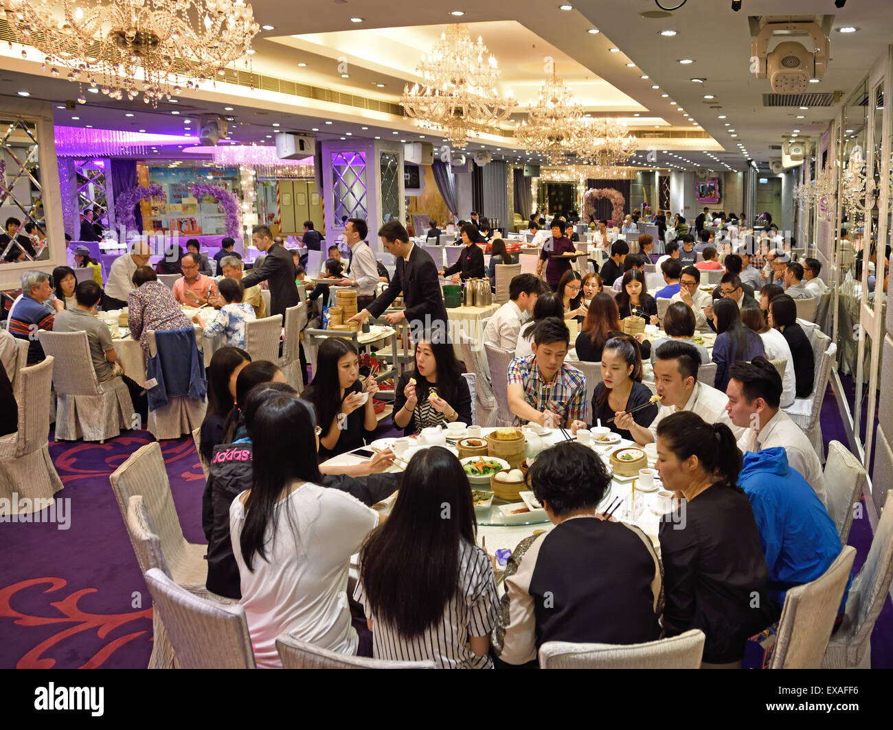 Hong Kong Chinese Restaurant Geschäftsleute Mittagessen Büro-China Stockfoto