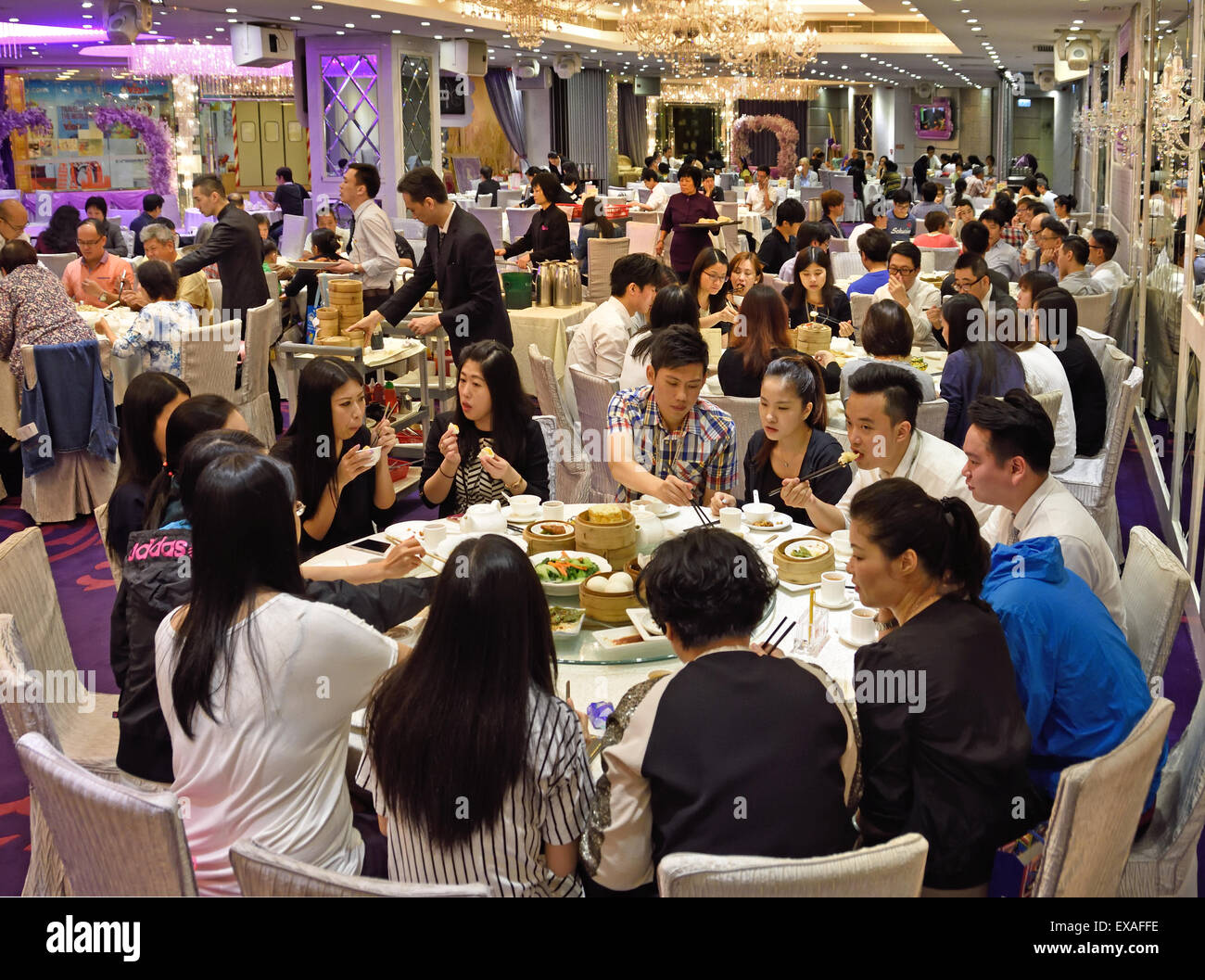 Hong Kong Chinese Restaurant Geschäftsleute Mittagessen Büro-China Stockfoto