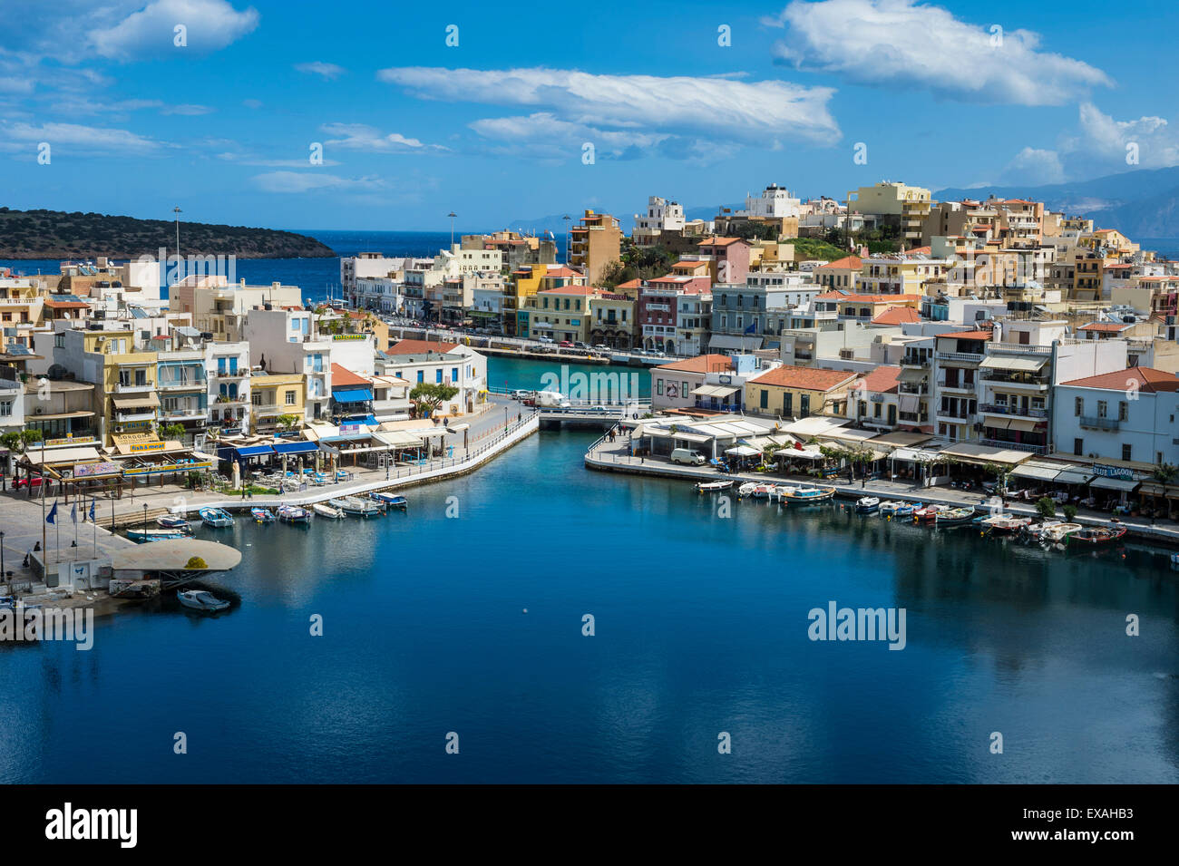 Blick über See Überlieferung, Agios Nikolaos, Kreta, griechische Inseln, Griechenland, Europa Stockfoto
