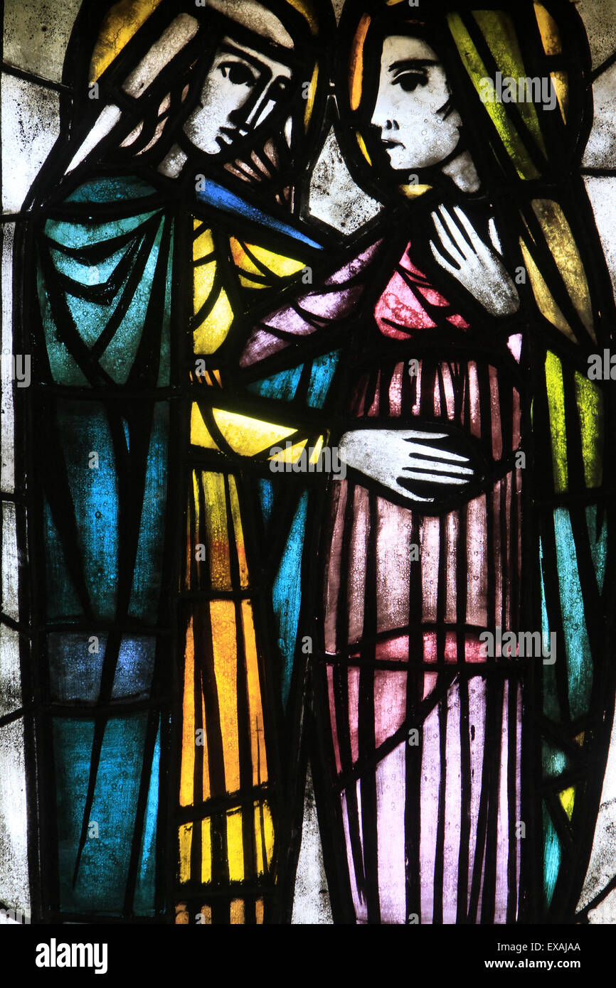 Kirchenfenster von The Visitation, St. Petrus und St. Paulus Kirche, Knokke-Heist, Belgien Stockfoto
