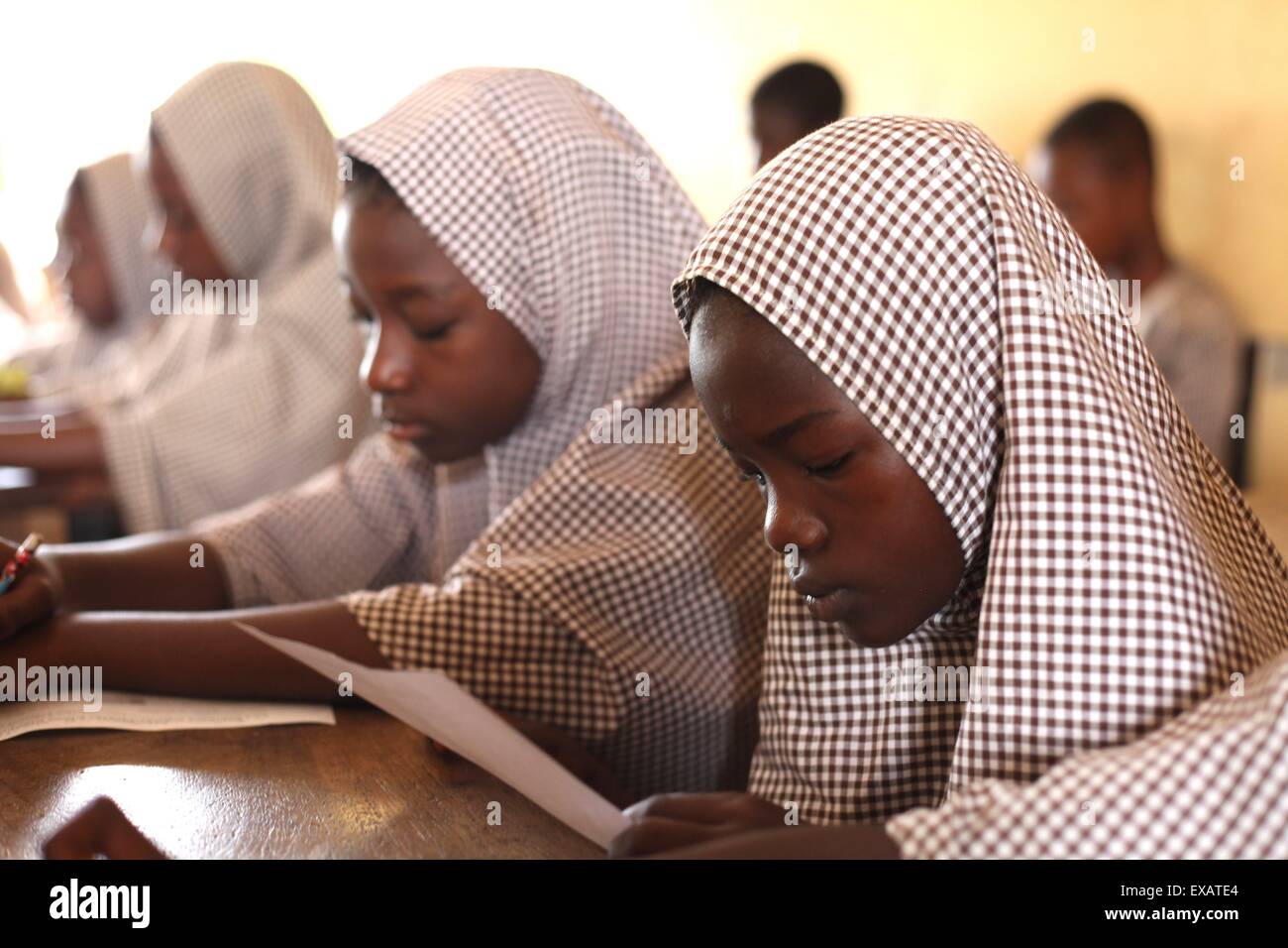 Islamische Schule in Abuja während Examen Sitzung Stockfoto