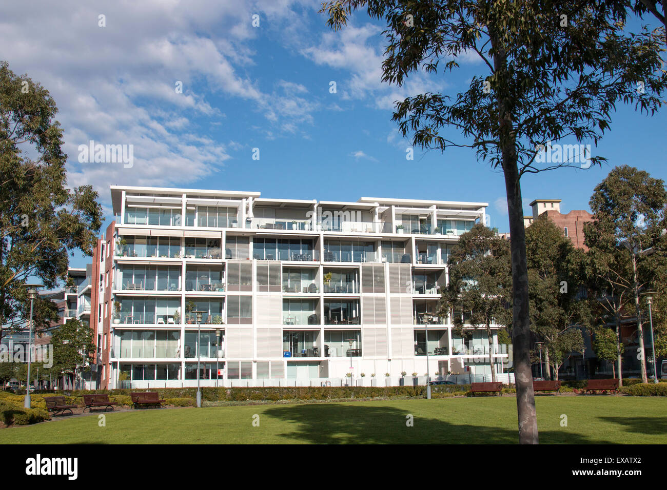 niedrige Leibhöhe Wohnblock in Sydney Stadtzentrum in der Nähe von darling Insel Wharf, Sydney, Australien Stockfoto