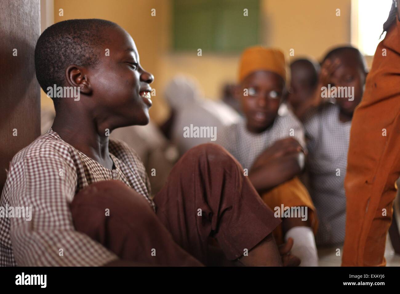 Kinder, die Examen in islamische Schule in Nigeria Stockfoto