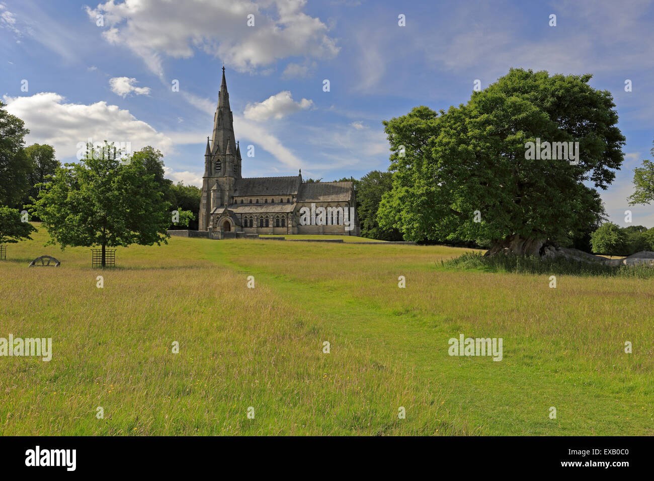 Str. Marys Kirche, Studley Royal Deer Park, National Trust-Eigenschaft in der Nähe von Ripon, North Yorkshire, England, UK. Stockfoto