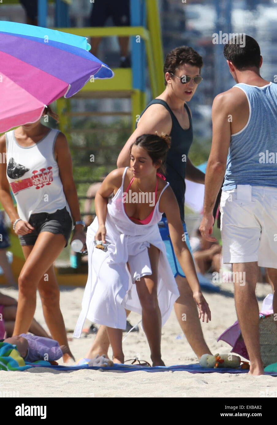 Ana de armas bikini Fotos und Bildmaterial in hoher Auflösung Alamy