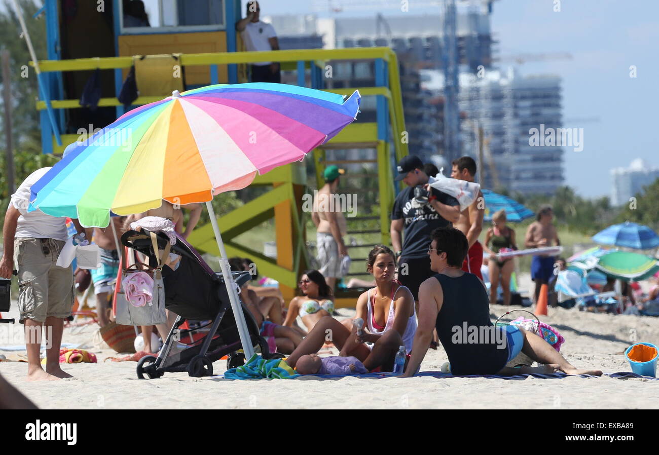 Jonah Hill und Miles Teller am Set, die Dreharbeiten zu "Arme und Dudes" Featuring: Ana de Armas wo: Miami, Florida, USA bei: 9. Mai 2015 Stockfoto