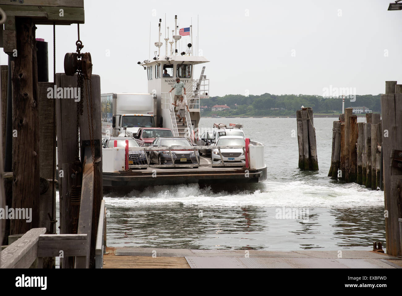 Shelter Island Roll-on Roll off Fähre im Hafen von Greenport Long Island USA Stockfoto