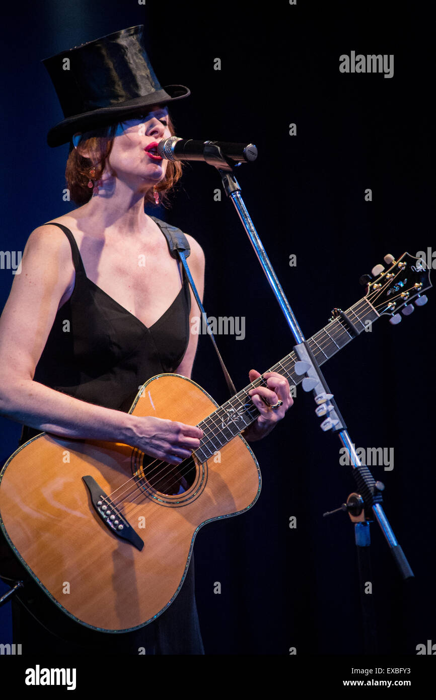 Suzanne vega Fotos und Bildmaterial in hoher Auflösung Alamy
