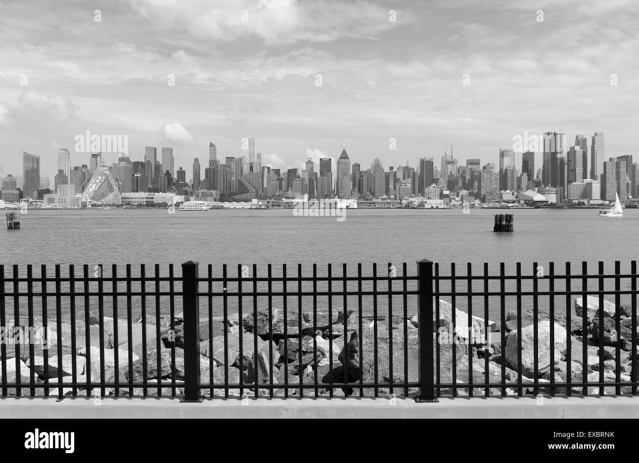 Skyline von Manhattan mit Hudson River in New York City Stockfoto