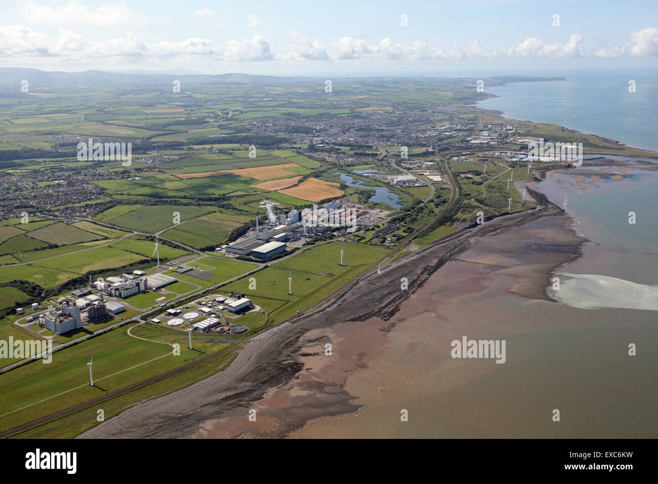 Luftaufnahme der Cumbrian Küste Blick nach Süden in Richtung Workington, Cumbria, UK Stockfoto