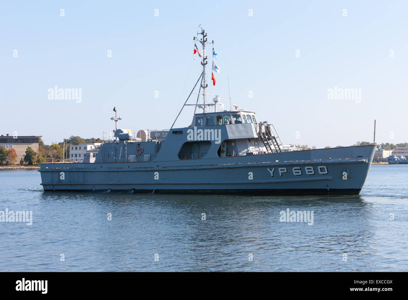 Ein US-Navy Yard Patrouillenboote am Fluss Severn in Annapolis, Maryland Stockfoto