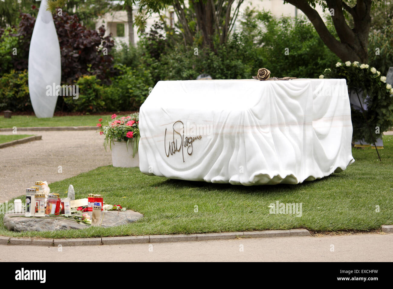 Beerdigung von Udo Jürgens am Wiener Zentralfriedhof mit Atmosphäre wo