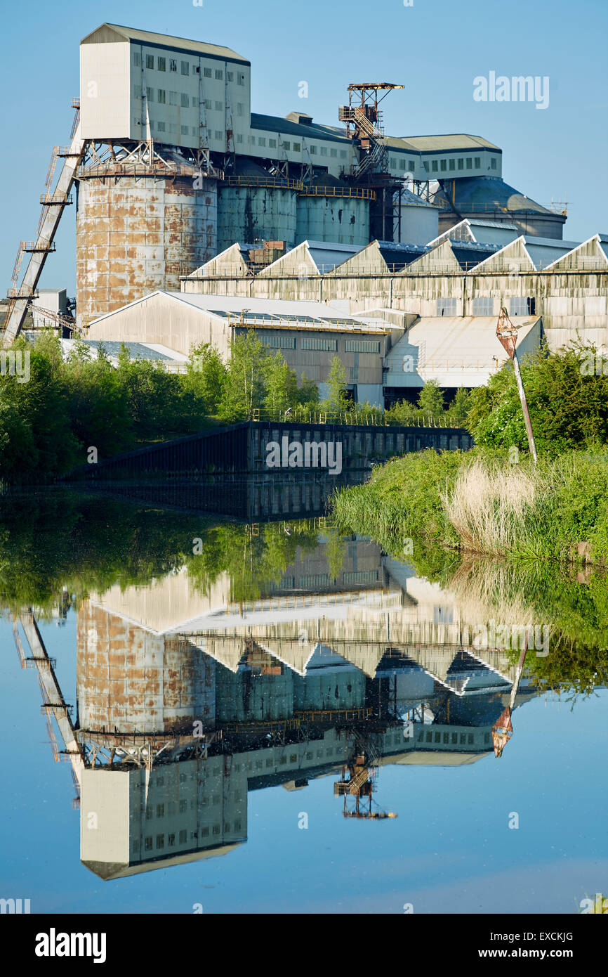 Northwich ist WALLERSCOTE Insel SODAASCHE Werke AKA THE SNOW FACTORY The Wallerscote Works in Northwich ein live Industrie Stockfoto