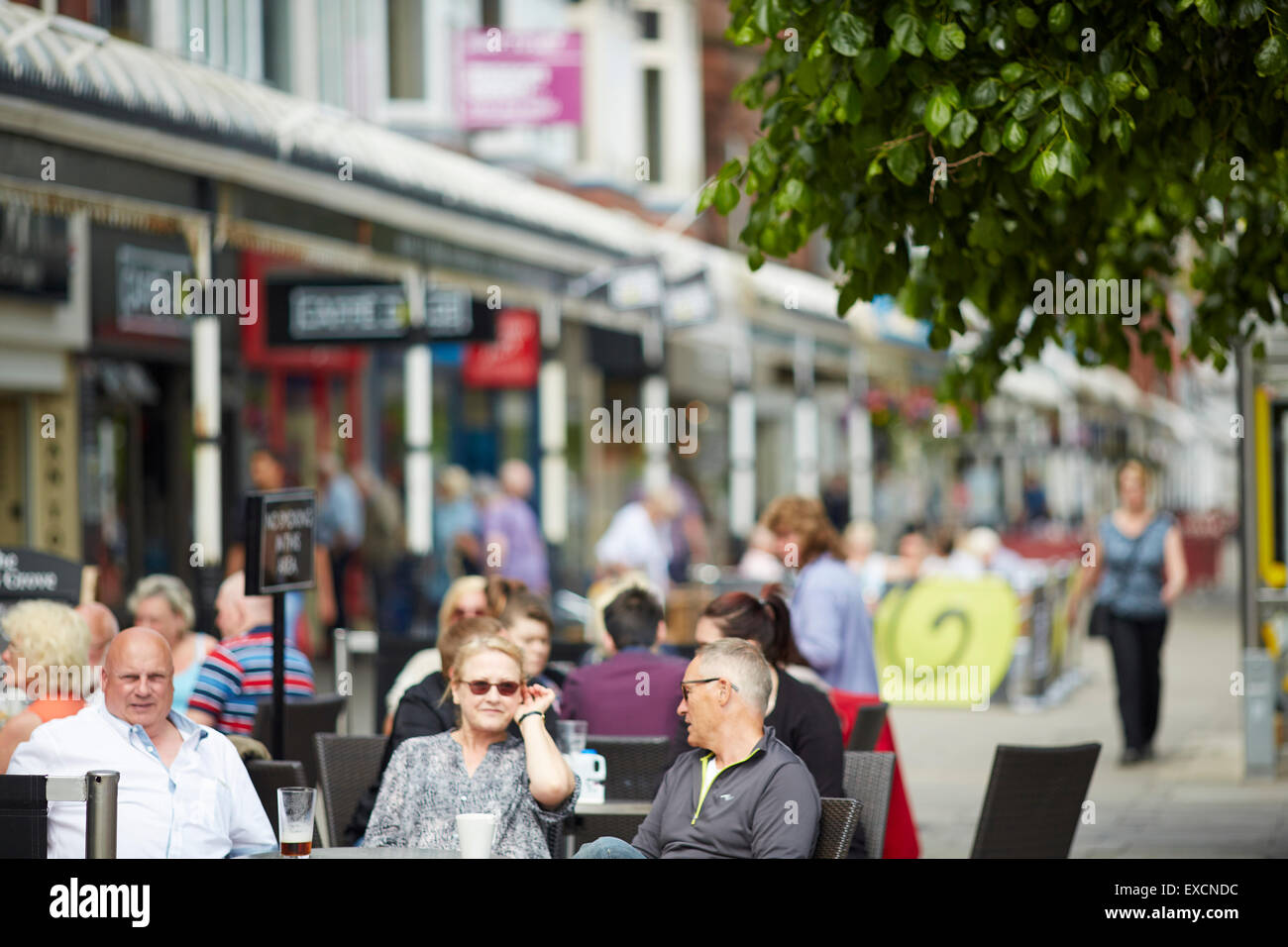 Bilder rund um Southport abgebildet verglaste Vordächer auf Shop Fassaden an Lord Street ist die Haupteinkaufsstraße von Southport, Stockfoto