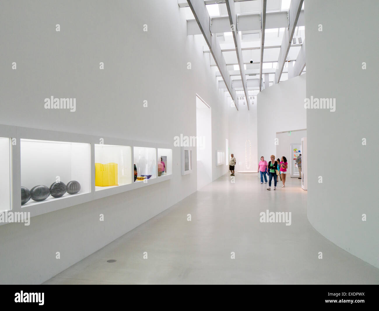 Galerie für zeitgenössische Glas in der Corning Museum of Glass in Corning in der Finger Lakes Region von New York Stockfoto