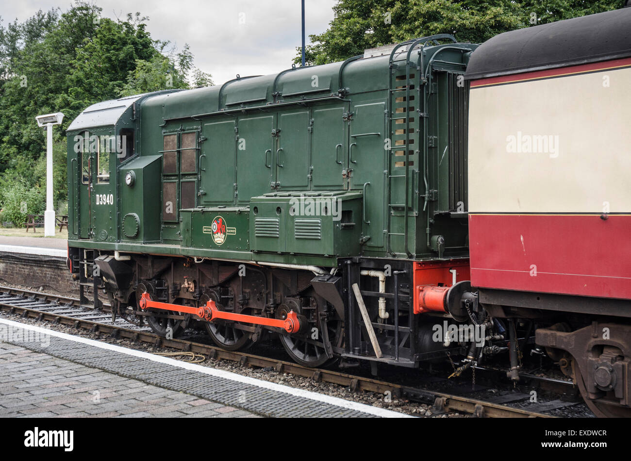 British Railways 0-6-0 Rangierlok D3940 (BR Klasse 08, 08772) als Pilot in Sheringham auf die North Norfolk Railway Station Stockfoto