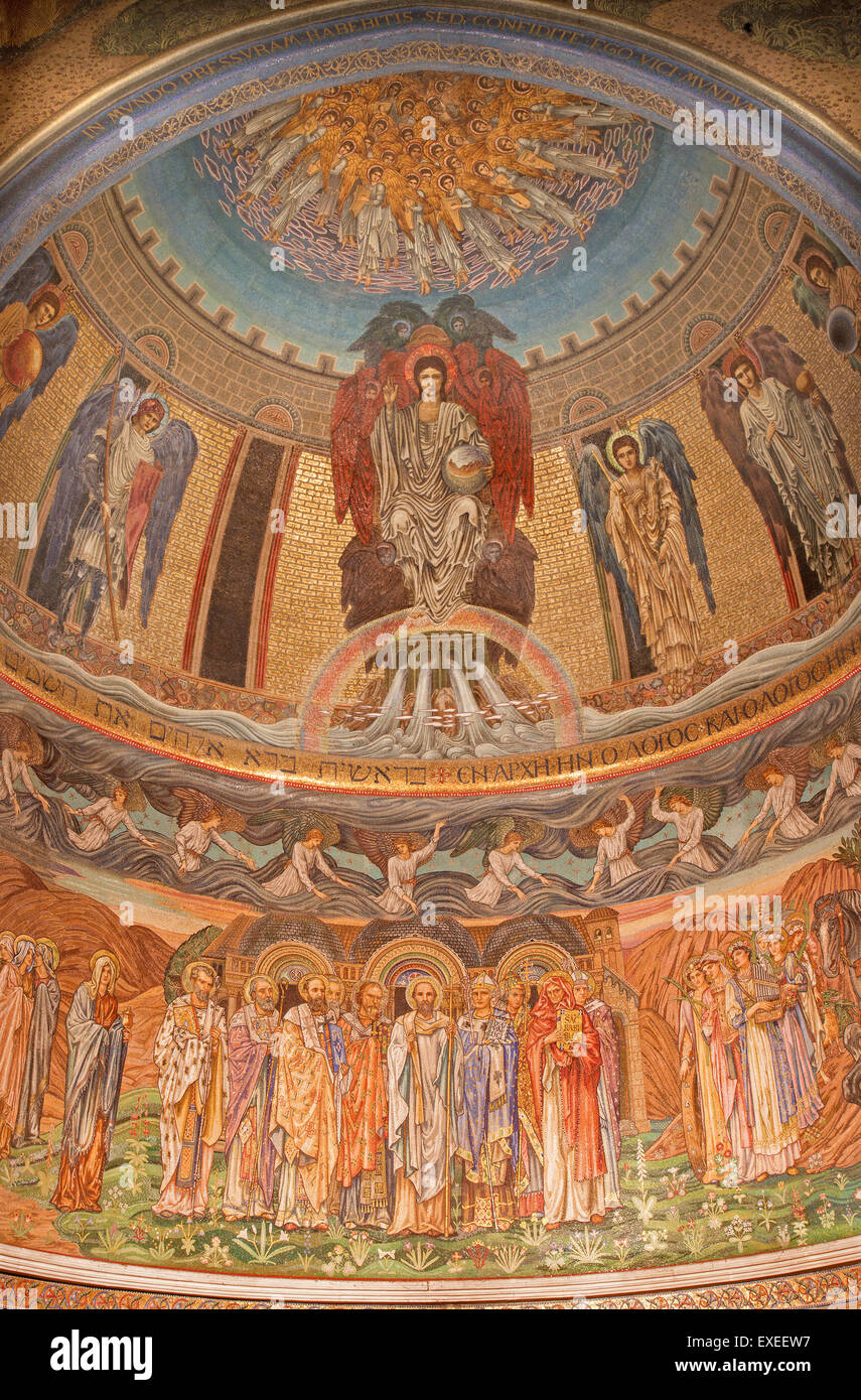 Rom - das Mosaik der junge Jesus Christus die Pentokrator und Heiligen von Edward Burne-Jones (1833-1898) des Apostels Paulus Stockfoto