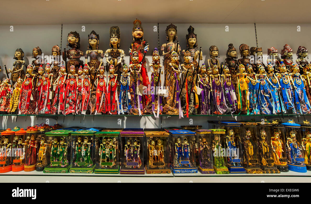 Indonesische Stabpuppen als Souvenirs, Flughafen Soekarno-Hatta Jakarta, Java, Indonesien Stockfoto