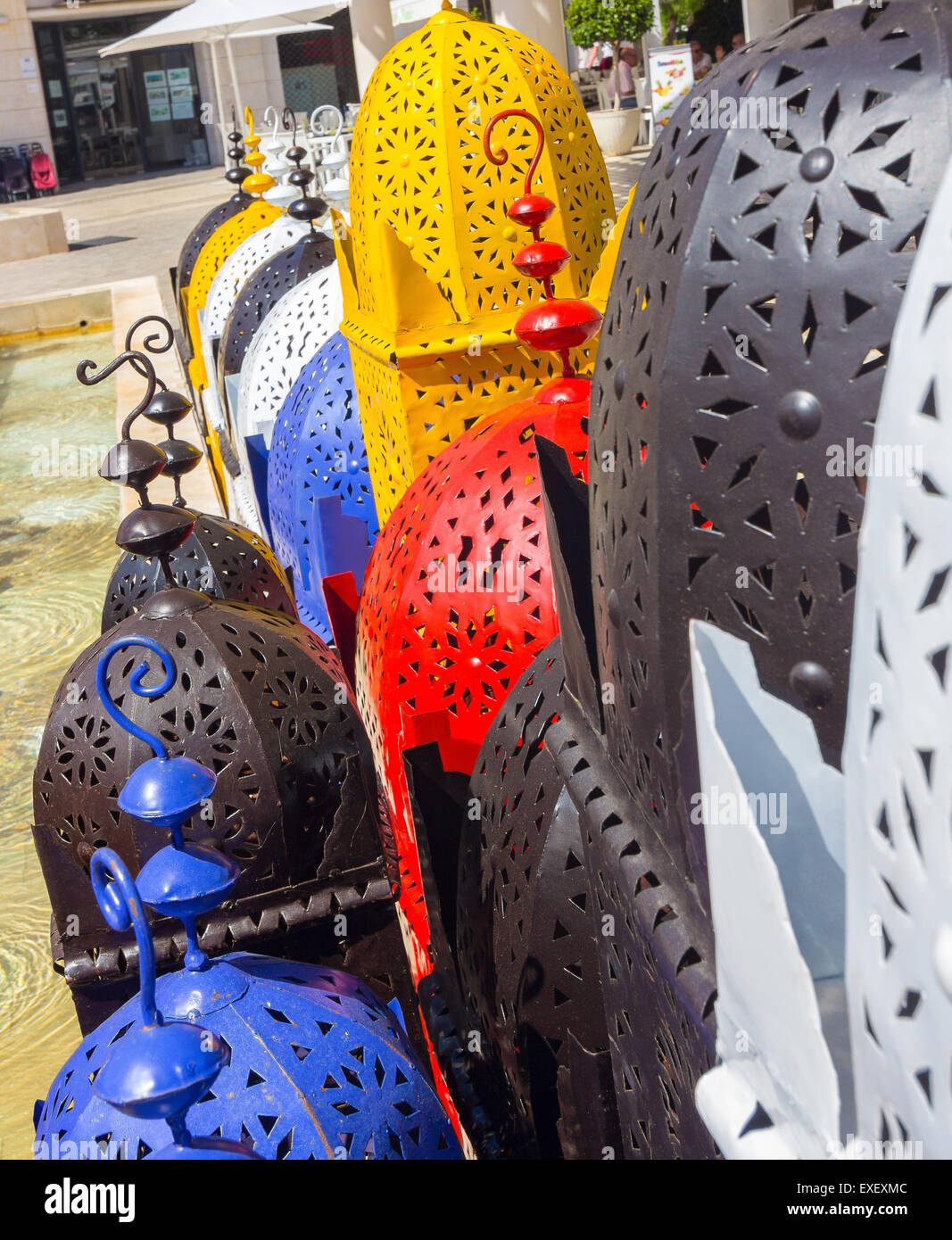 Eisen-Lampen Arabeske Entwurf des schönen Farben Stockfoto