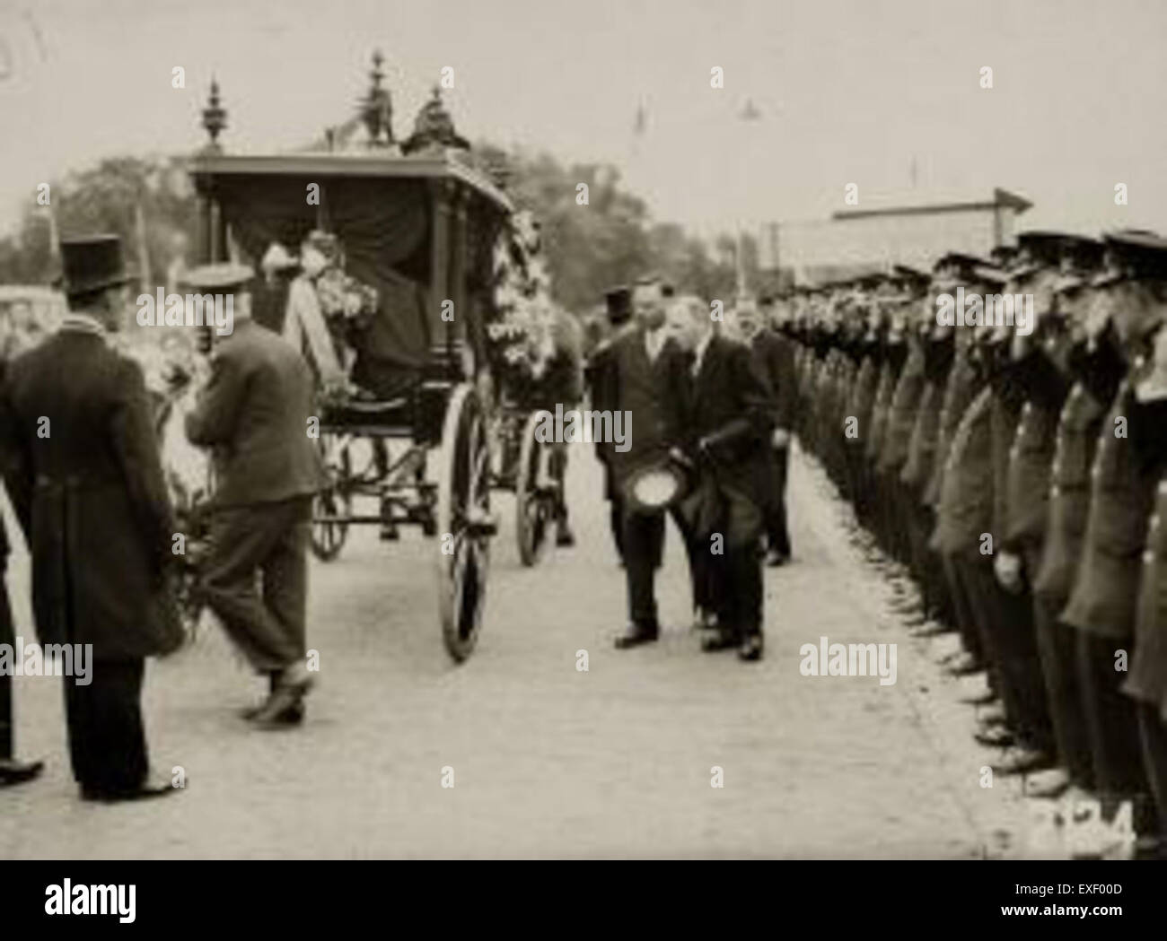Die Olympischen Sommerspiele 1928 in Amsterdam waren die neunte Olympiade und die erste, bei der Frauen Leichtathletik ausgetragen wurde. Die Spiele zeichnen sich durch Innovationen im Sportübertragungsbereich und die Einführung der Olympischen Flamme aus. Stockfoto