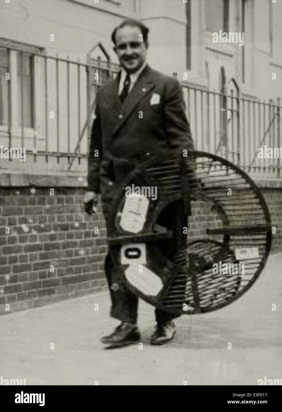 Die Olympischen Spiele 1928 in Amsterdam waren das erste Mal, dass Frauen an Leichtathletikspielen teilnehmen durften. Dies war ein bedeutender Meilenstein in der Geschichte der Olympischen Spiele. Stockfoto