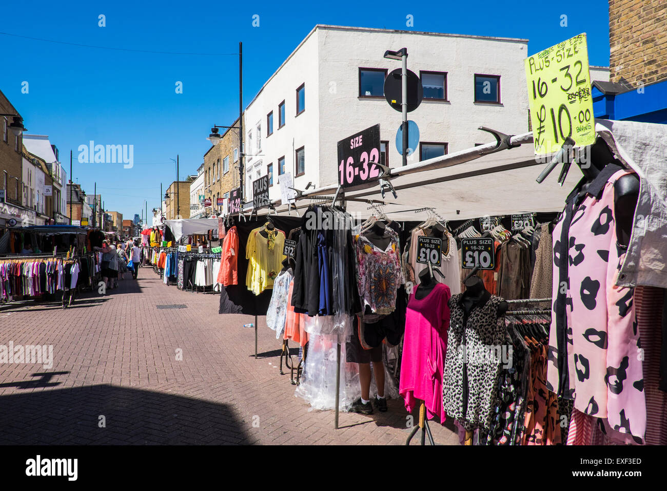 Römerstraße Straßenmarkt Borough of Tower Hamlets, London, England, UK. Stockfoto