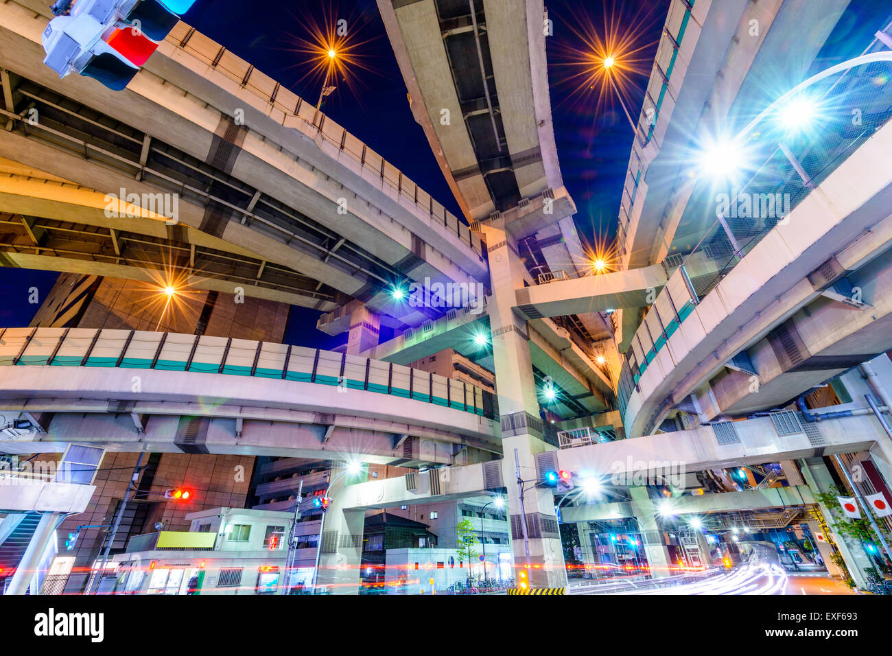 Stadtbild und Expressway Kreuzung, Tokio, Japan. Stockfoto