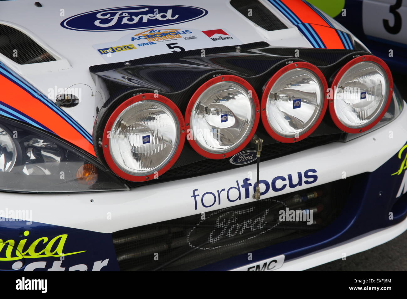 Ford Focus-Rallye-Auto, Motorhaube und Scheinwerfer Stockfoto