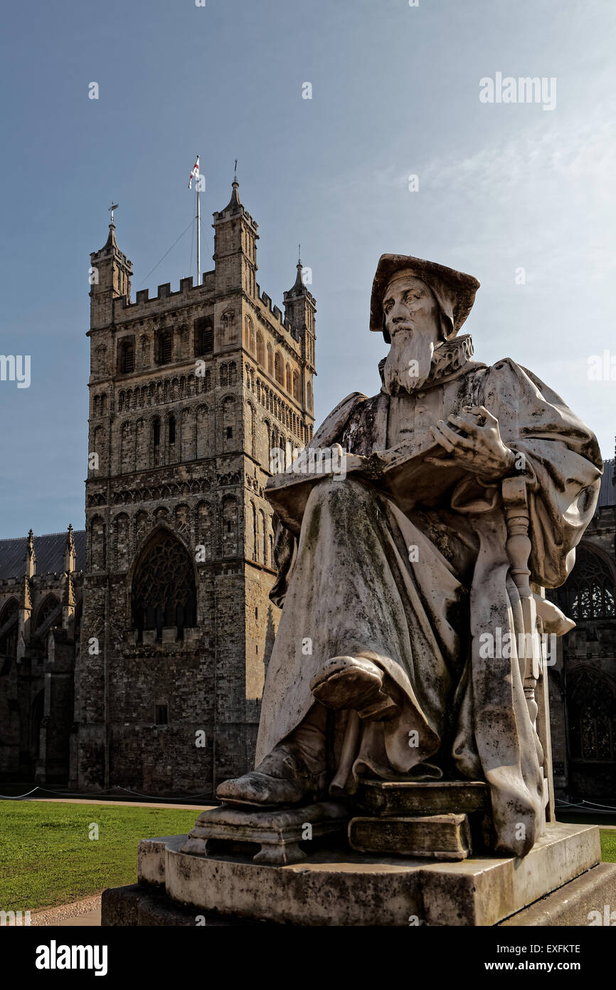 Statue von Richard Hooker 1556-1600 n. Chr., Exeter, Devon, UK Stockfoto