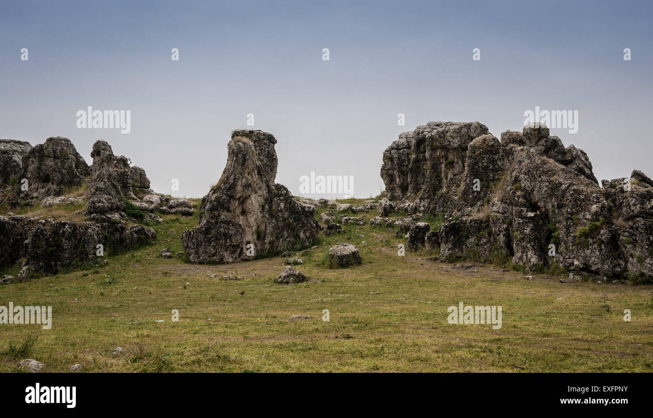 Hilar Höhlen oder Cayonu Hügel ist, wo alte Höhlen und sie sind eine der ältesten landwirtschaftlichen Gemeinschaften in der Welt Stockfoto