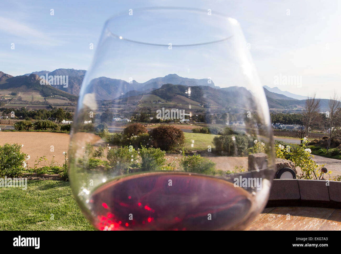 Franschhoeck Südafrika ein Glas Rotwein Stockfoto