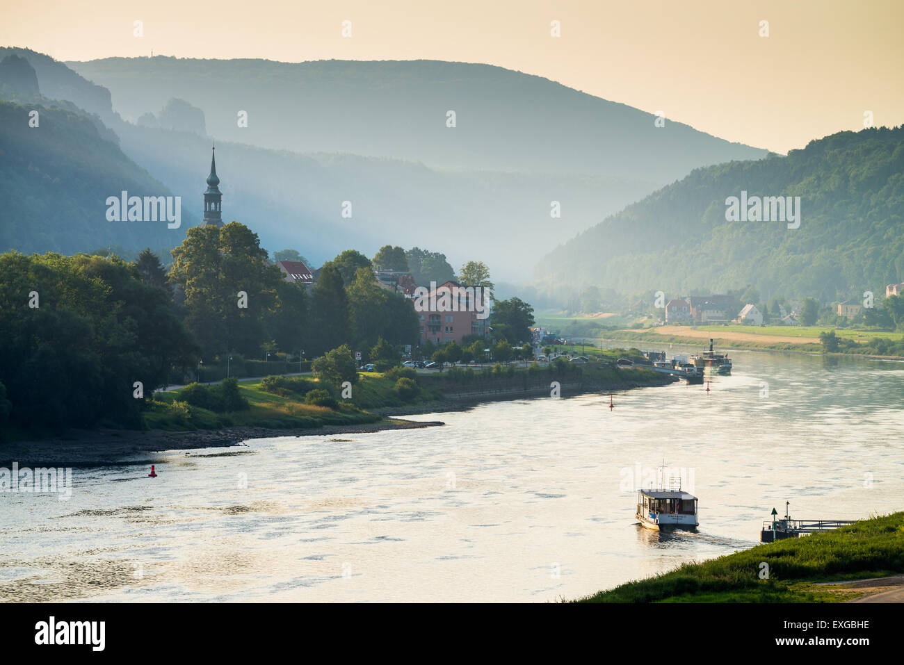 Elbe River, Hrensko - Bad Schandau, Böhmische Schweiz, Tschechische Republik, Elbsandsteingebirge, Sachsen, Deutschland, Europa Stockfoto