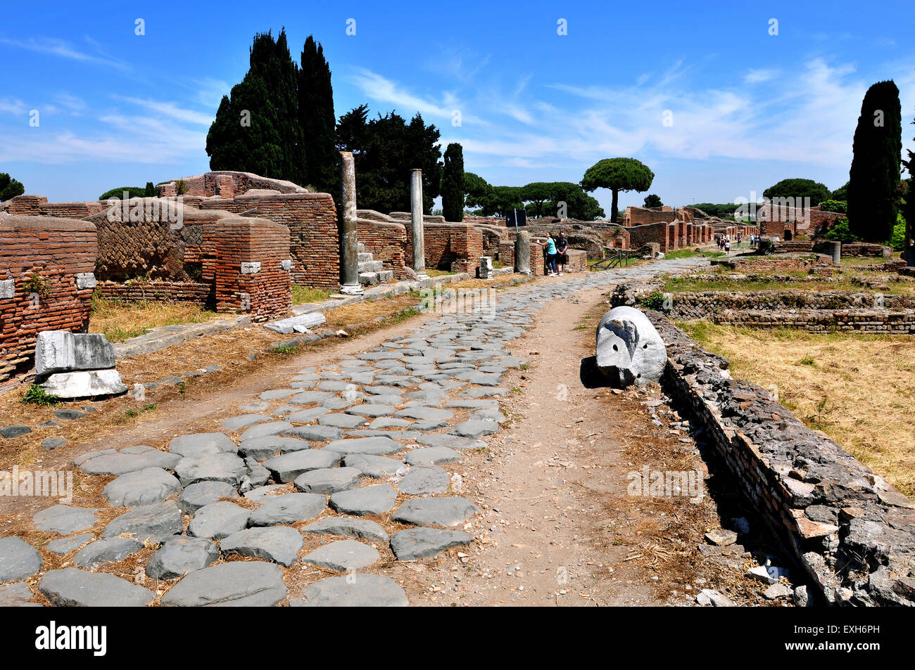 Blick auf die Ruinen von Ostia Antica, der alte Hafen von Rom. Bild von Paul Heyes, Dienstag, 2. Juni 2015. Stockfoto