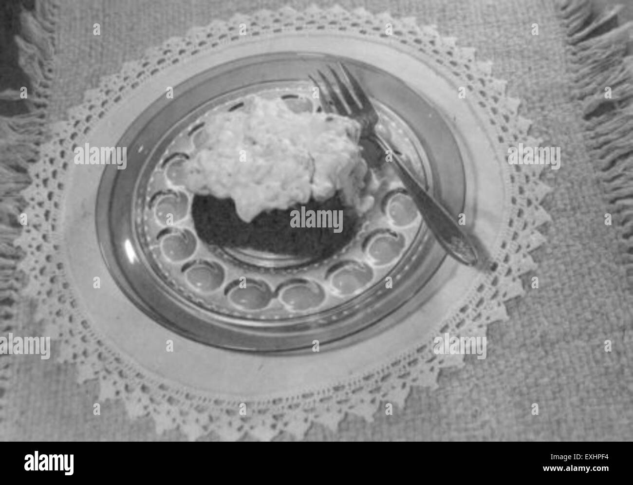*Sorghum Cake* ist ein traditionelles Gericht, das von der *Goshen Mennonite Community* in Indiana hergestellt wird. Diese kulinarische Spezialität ist ein wichtiger Teil des Kulturerbes der Gemeinde und hebt die Mennoniten-Kochtraditionen und lokale Zutaten hervor. Stockfoto