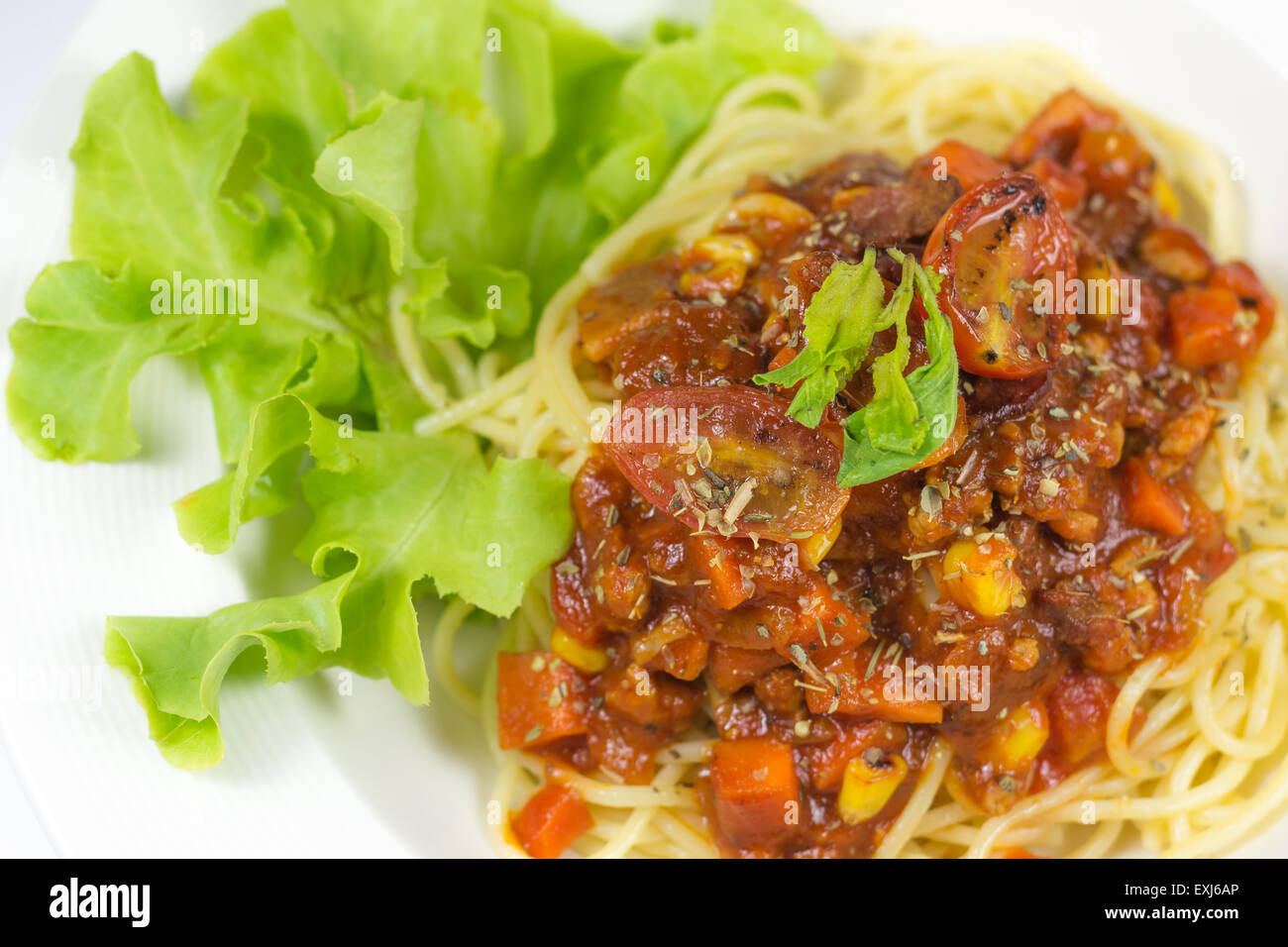 Spaghetti und fleischsauce -Fotos und -Bildmaterial in hoher Auflösung ...