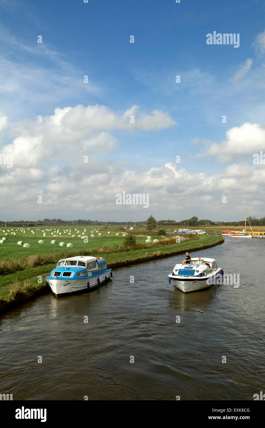 Boote auf den Norfolk Broads England UK Europa Stockfoto