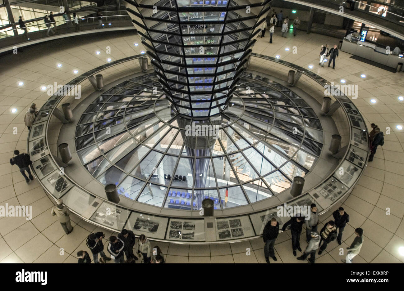 Reichstagskuppel Glass Kuppel des Reichstagsgebäudes in Berlin Deutschland Europa Stockfoto