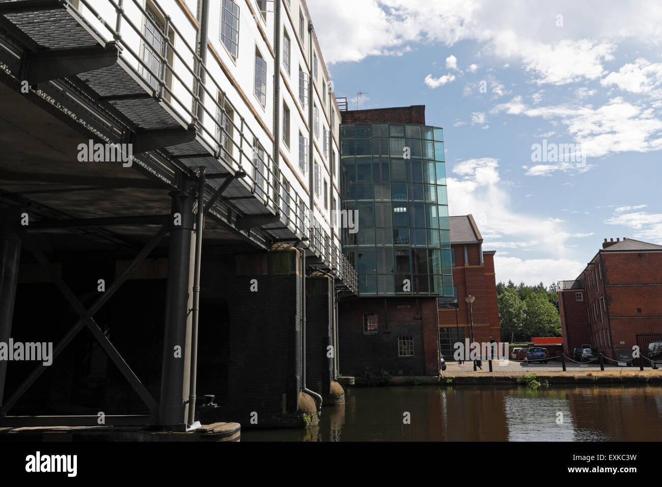 Straddle Warehouse Victoria Quay Sheffield England. Denkmalgeschütztes Industriegebäude Stockfoto