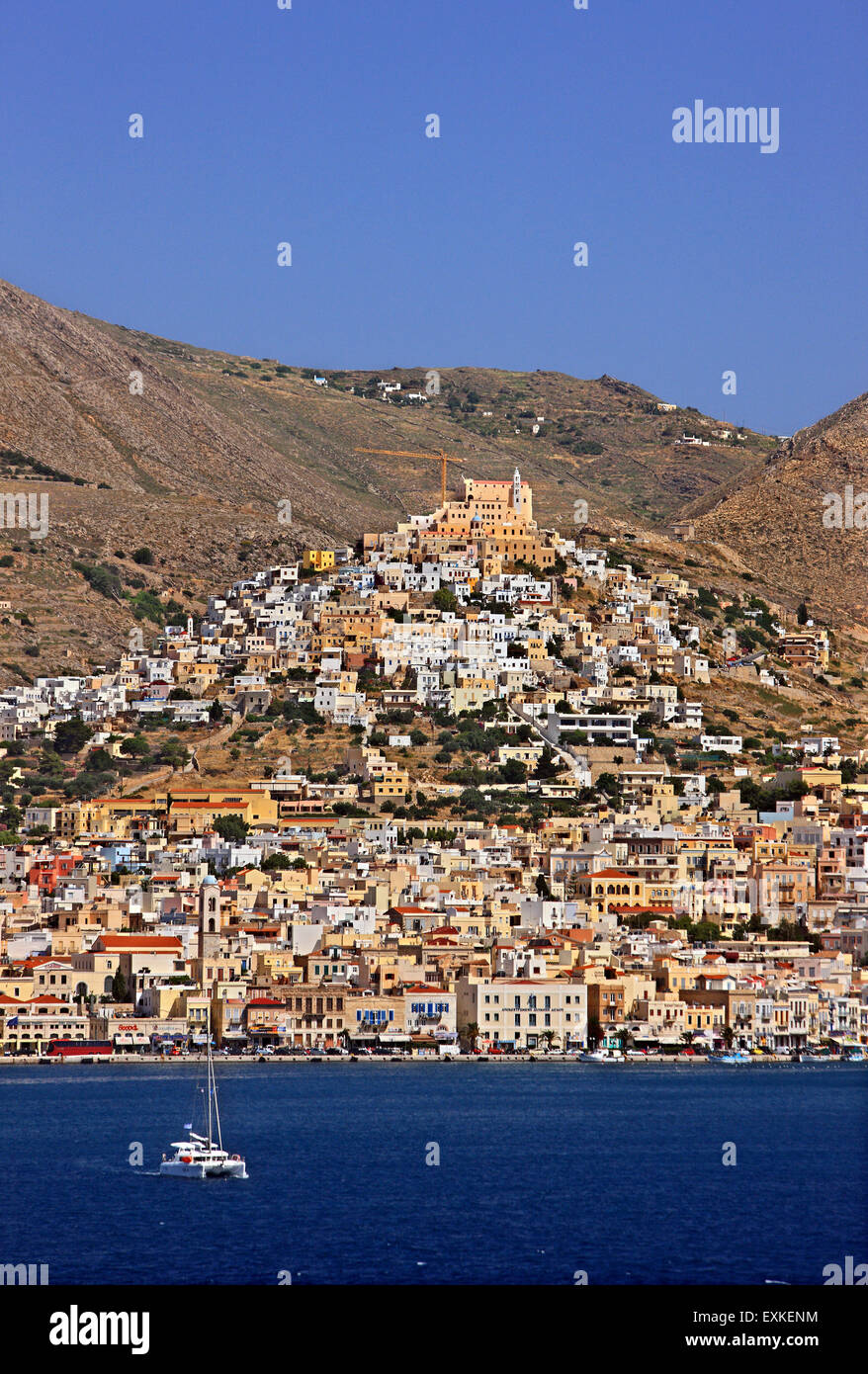 Ermoupolis & Ano Syra, Syros Insel, Kykladen, Ägäis, Griechenland. Stockfoto