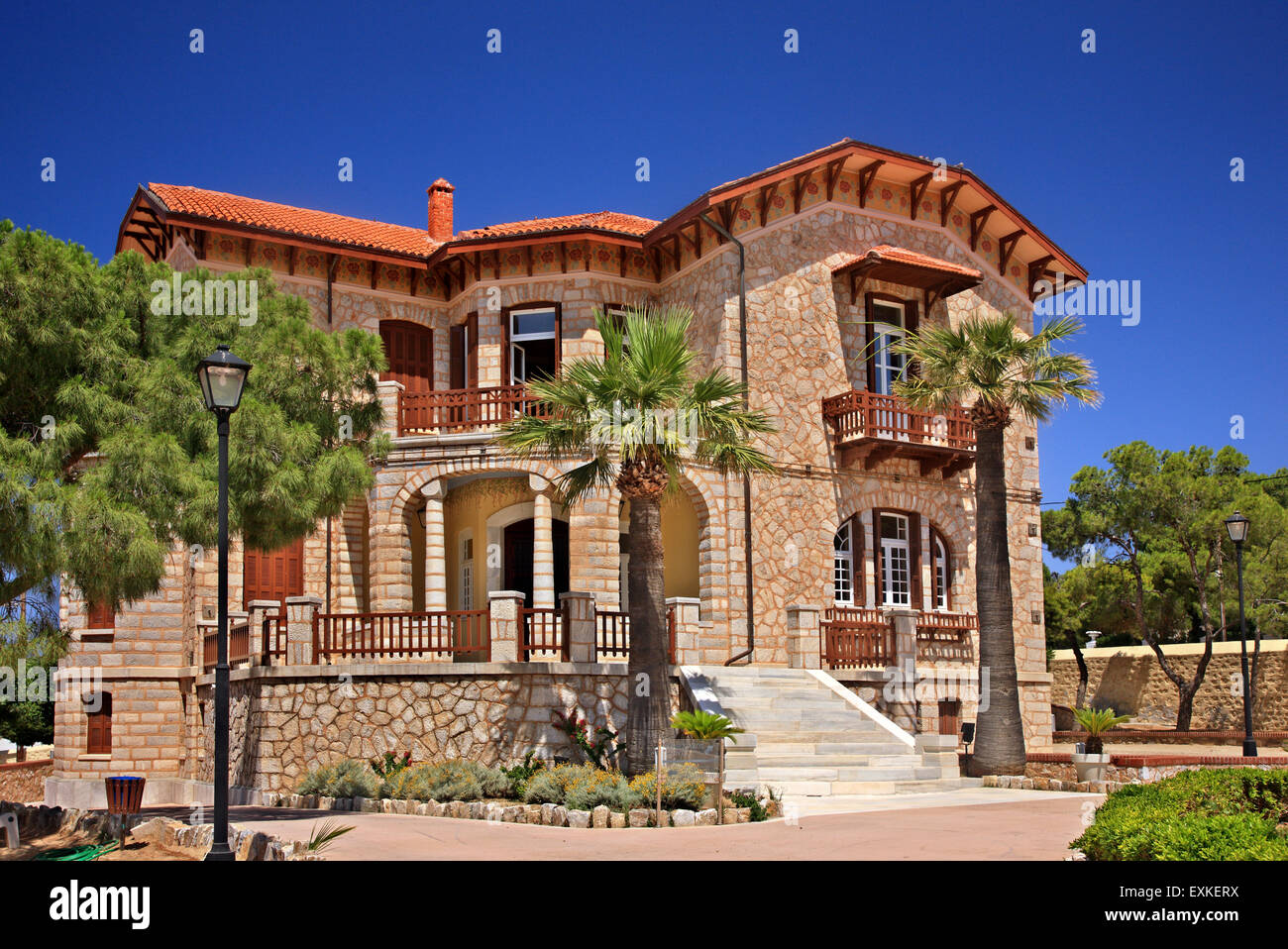 Schöne Villa im Dorf Posidonia ("Dellagrazia"), Syros Insel, Kykladen, Ägäis, Griechenland. Stockfoto