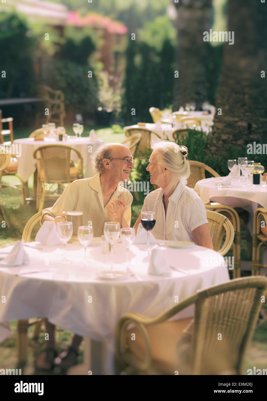 Älteres Paar in einem Restaurant. Stockfoto