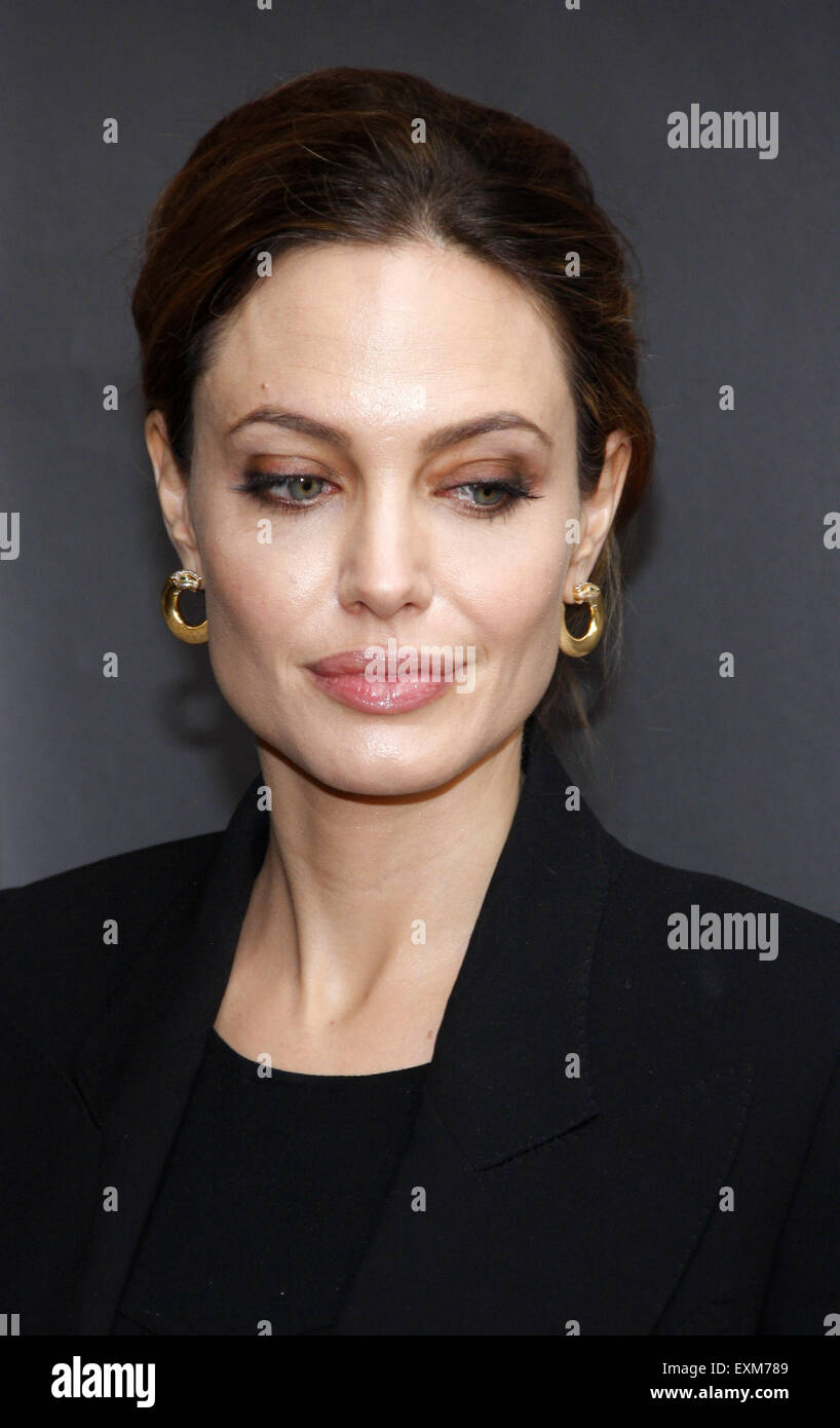 Angelina Jolie bei den American Cinematheque 69. Annual Golden Globe Awards Fremdsprache Nominee-Ereignis. Stockfoto