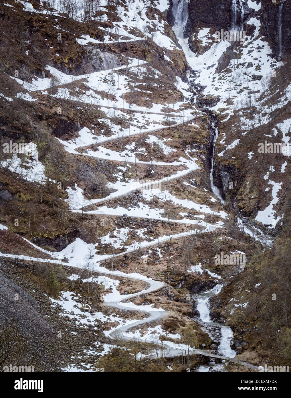 Haar-Pin-Straße auf einen Berg Stockfoto