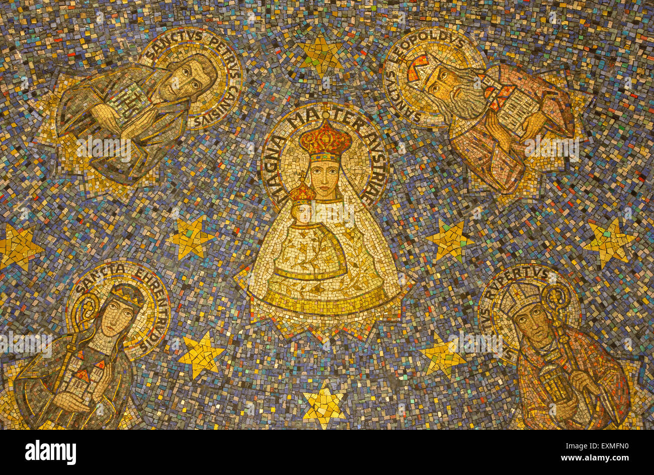 JERUSALEM, ISRAEL - 3. März 2015: Das Mosaik der Madonna in Seite Apsis der Dormitio-Abtei Stockfoto