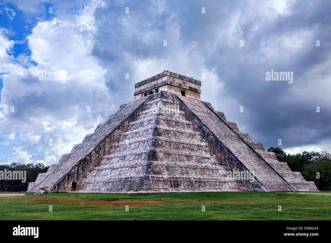 Tempel der Kukulkan, Chichen-Itza, Halbinsel Yucatan, Mexiko, Zentralamerika. Stockfoto