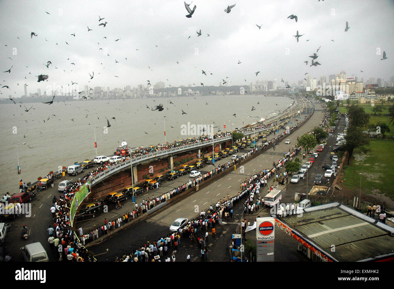 Verkehrslärm, Marine Drive, Bombay, Mumbai, Maharashtra, Indien, Asien Stockfoto